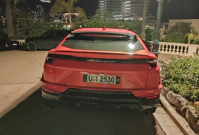 Lamborghini Urus Performante
