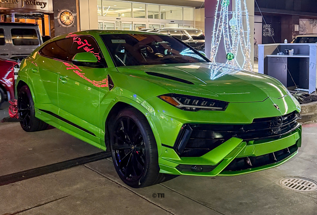 Lamborghini Urus S