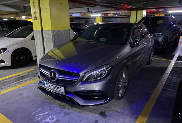 Mercedes-AMG A 45 W176 2015
