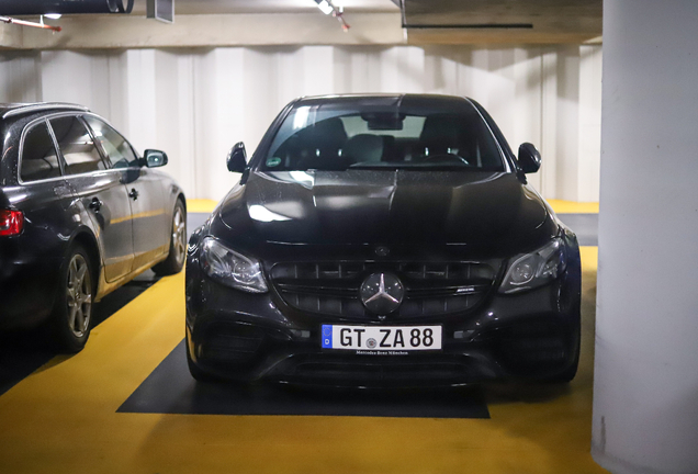 Mercedes-AMG E 63 S W213