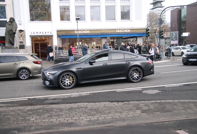 Mercedes-AMG GT 63 S X290