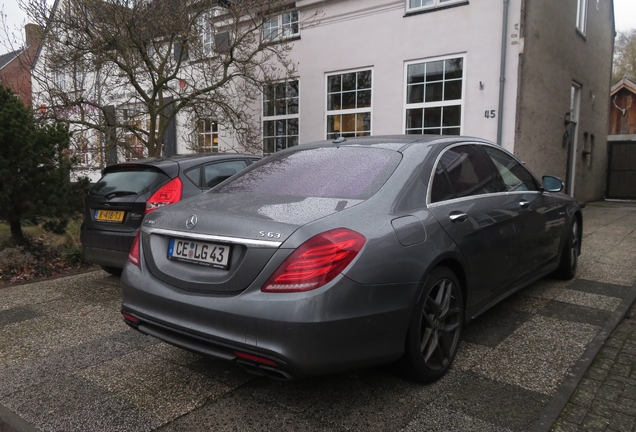 Mercedes-AMG S 63 V222