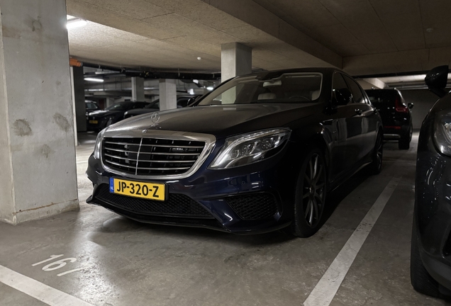Mercedes-AMG S 63 V222