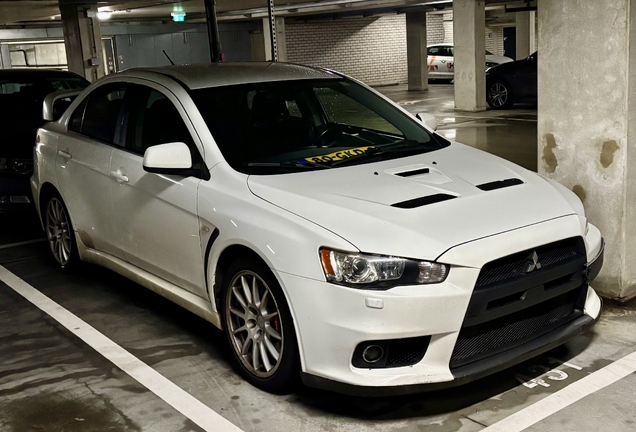 Mitsubishi Lancer Evolution X