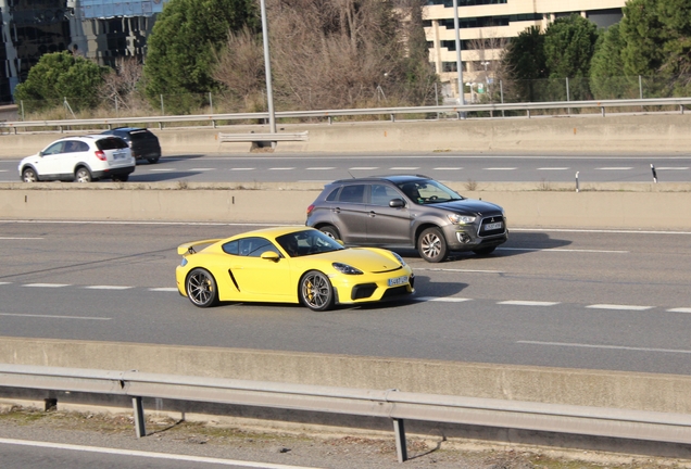 Porsche 718 Cayman GT4