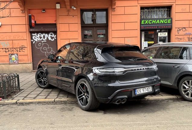 Porsche 95B Macan GTS MkIII