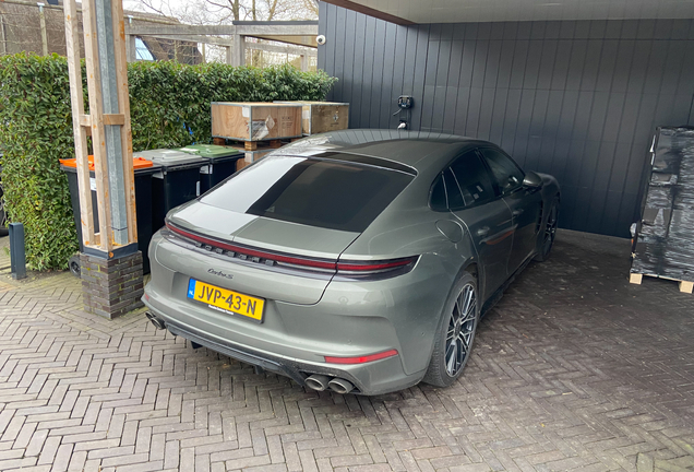 Porsche 972 Panamera Turbo S E-Hybrid