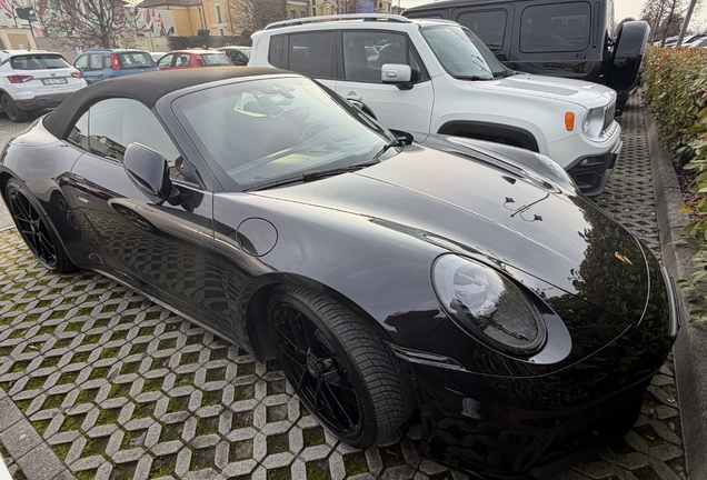 Porsche 992 Carrera 4 GTS Cabriolet MkII