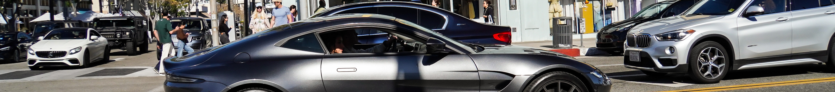 Aston Martin V8 Vantage 2018