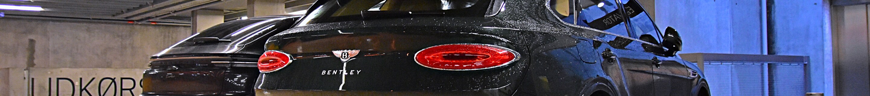 Bentley Bentayga Azure 2024