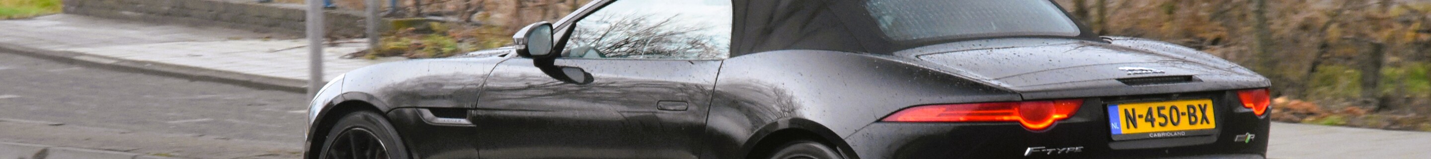 Jaguar F-TYPE R AWD Convertible