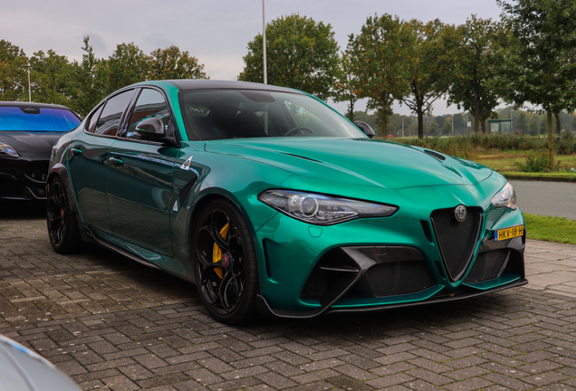 Alfa Romeo Giulia GTA