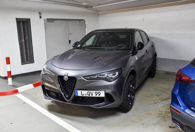 Alfa Romeo Stelvio Quadrifoglio 2023
