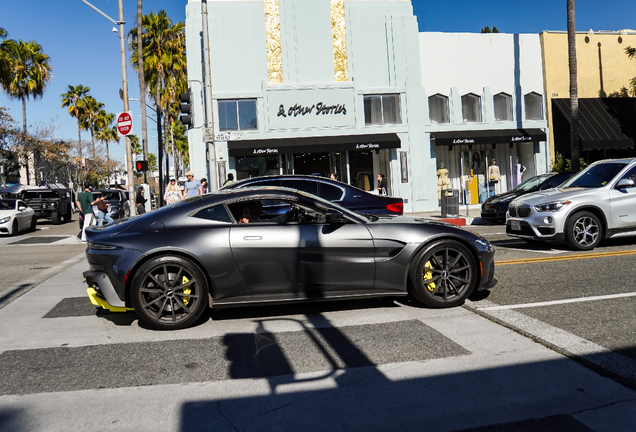 Aston Martin V8 Vantage 2018