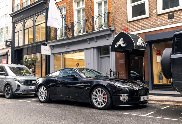 Aston Martin Vanquish S
