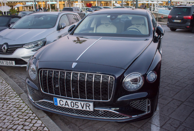 Bentley Flying Spur Azure 2025