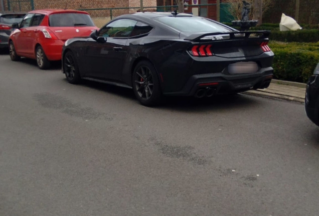 Ford Mustang Dark Horse 2024