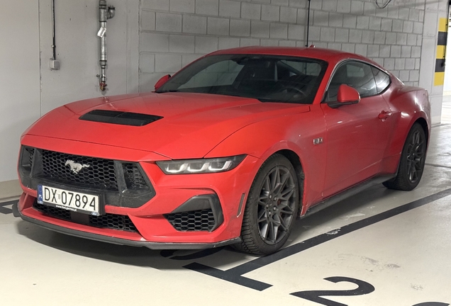 Ford Mustang GT 2024
