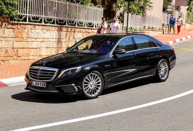 Mercedes-Benz S 65 AMG V222