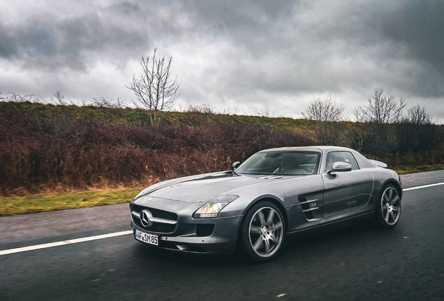 Mercedes-Benz SLS AMG