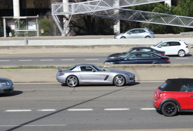 Mercedes-Benz SLS AMG