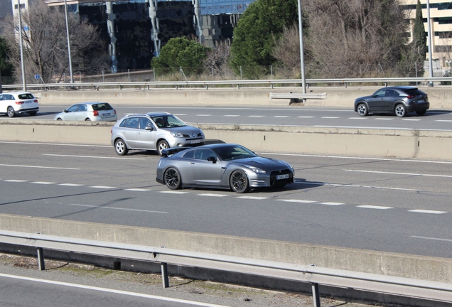 Nissan GT-R 2015