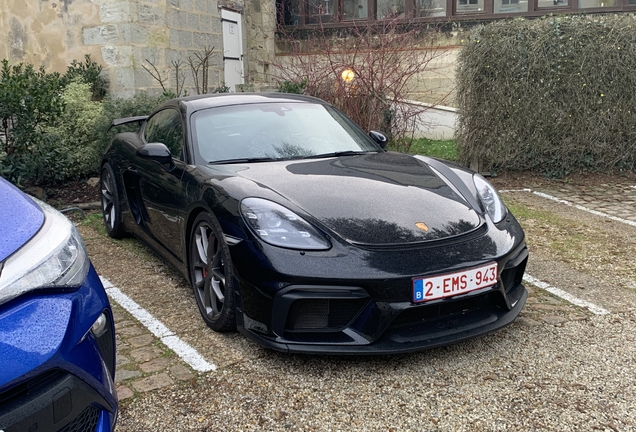 Porsche 718 Cayman GT4