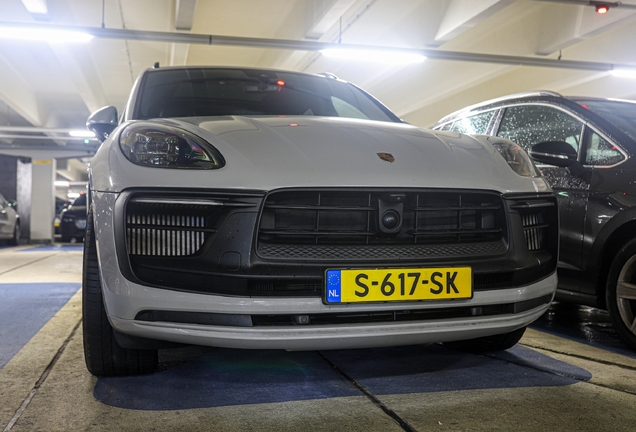 Porsche 95B Macan GTS MkIII