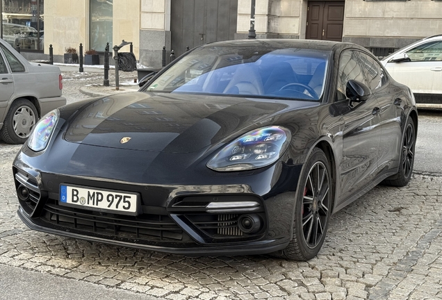 Porsche 971 Panamera Turbo MkI