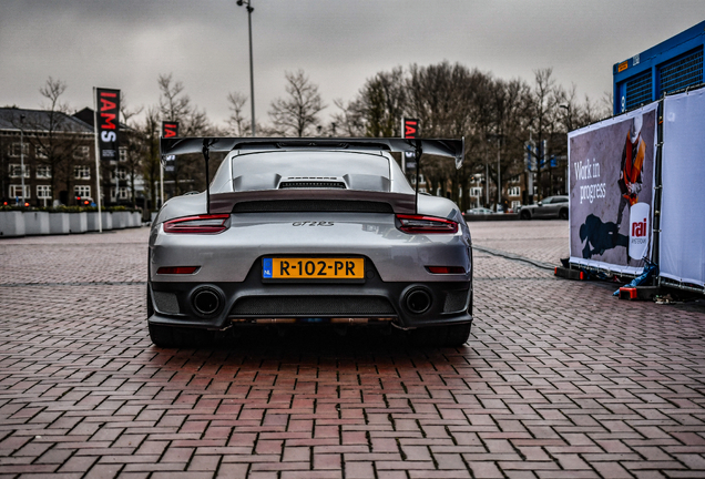 Porsche 991 GT2 RS Weissach Package