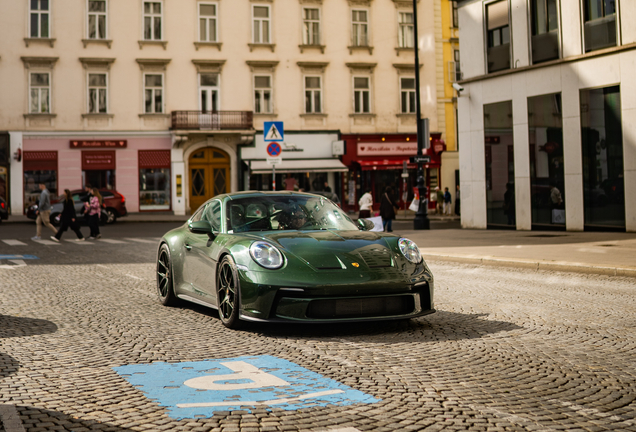 Porsche 992 S/T