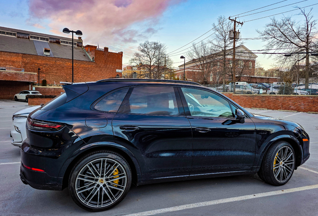 Porsche Cayenne Turbo S E-Hybrid