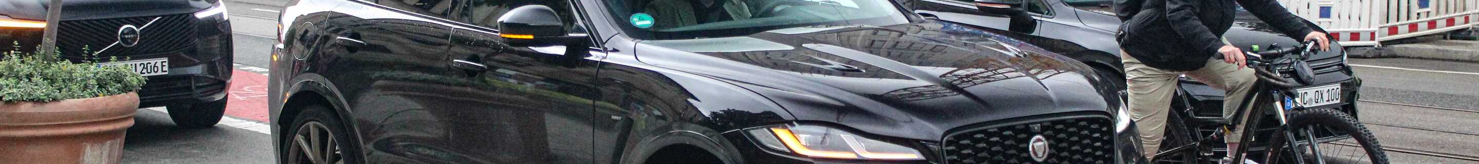 Jaguar F-PACE SVR 2021 Edition 1988