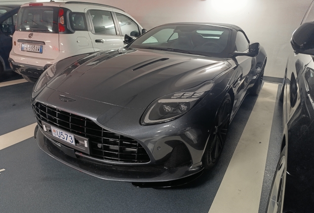 Aston Martin DB12 Volante