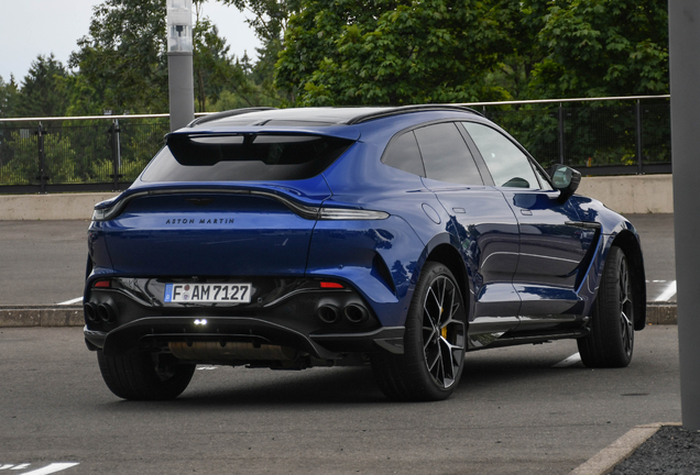 Aston Martin DBX707