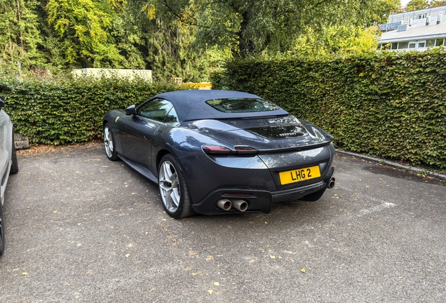 Ferrari Roma Spider