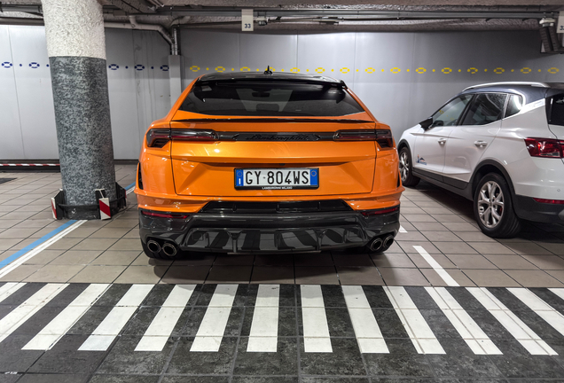 Lamborghini Urus Performante