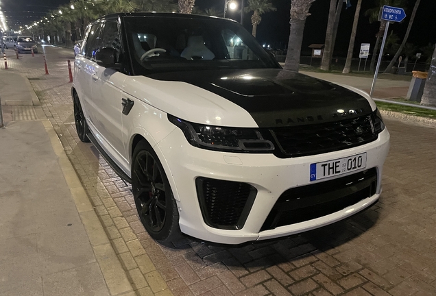 Land Rover Range Rover Sport SVR Carbon Edition