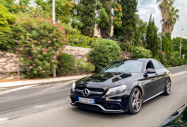 Mercedes-AMG C 63 S W205