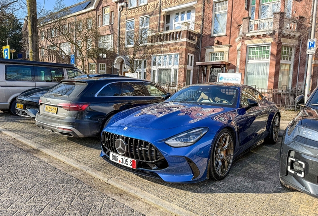 Mercedes-AMG GT 63 C192