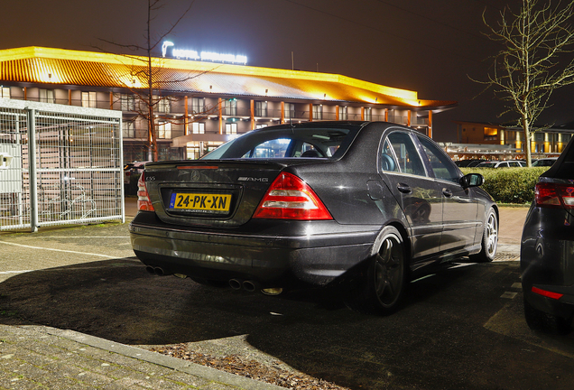 Mercedes-Benz C 55 AMG