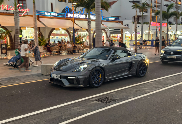 Porsche 718 Spyder RS Weissach Package
