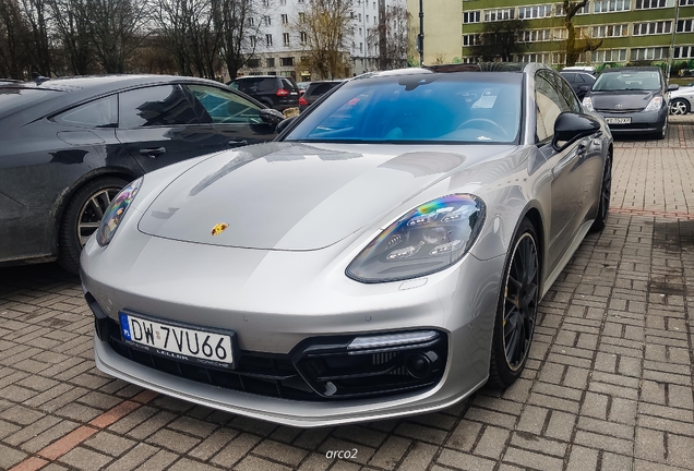 Porsche 971 Panamera Turbo MkI