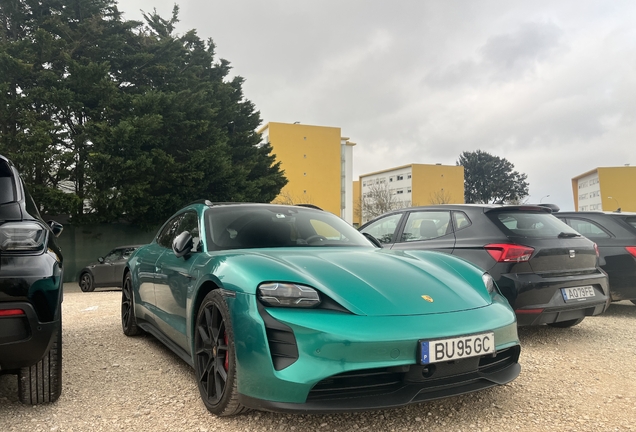 Porsche Taycan GTS Sport Turismo