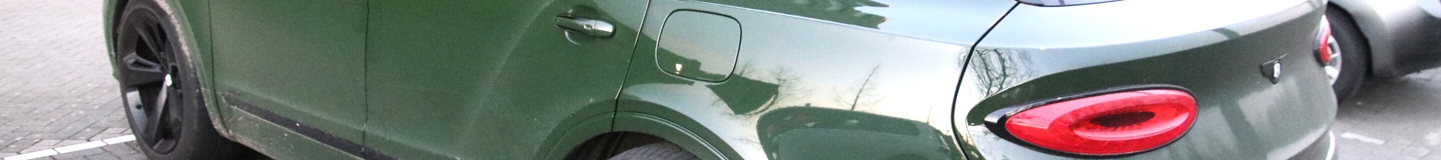 Bentley Bentayga Hybrid 2021