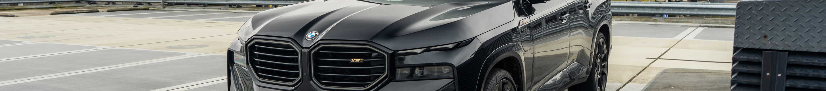 BMW XM G09