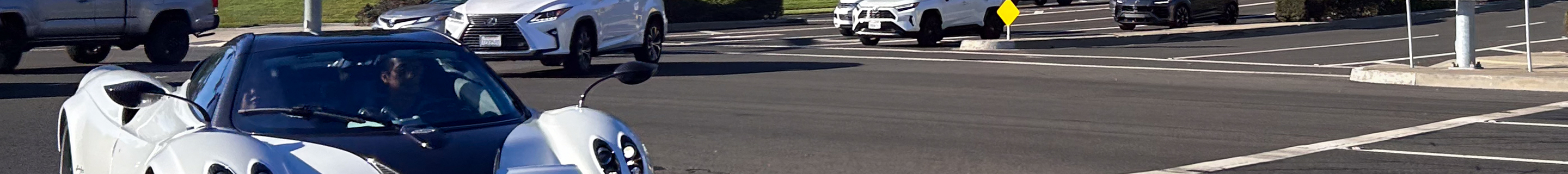 Pagani Huayra Roadster