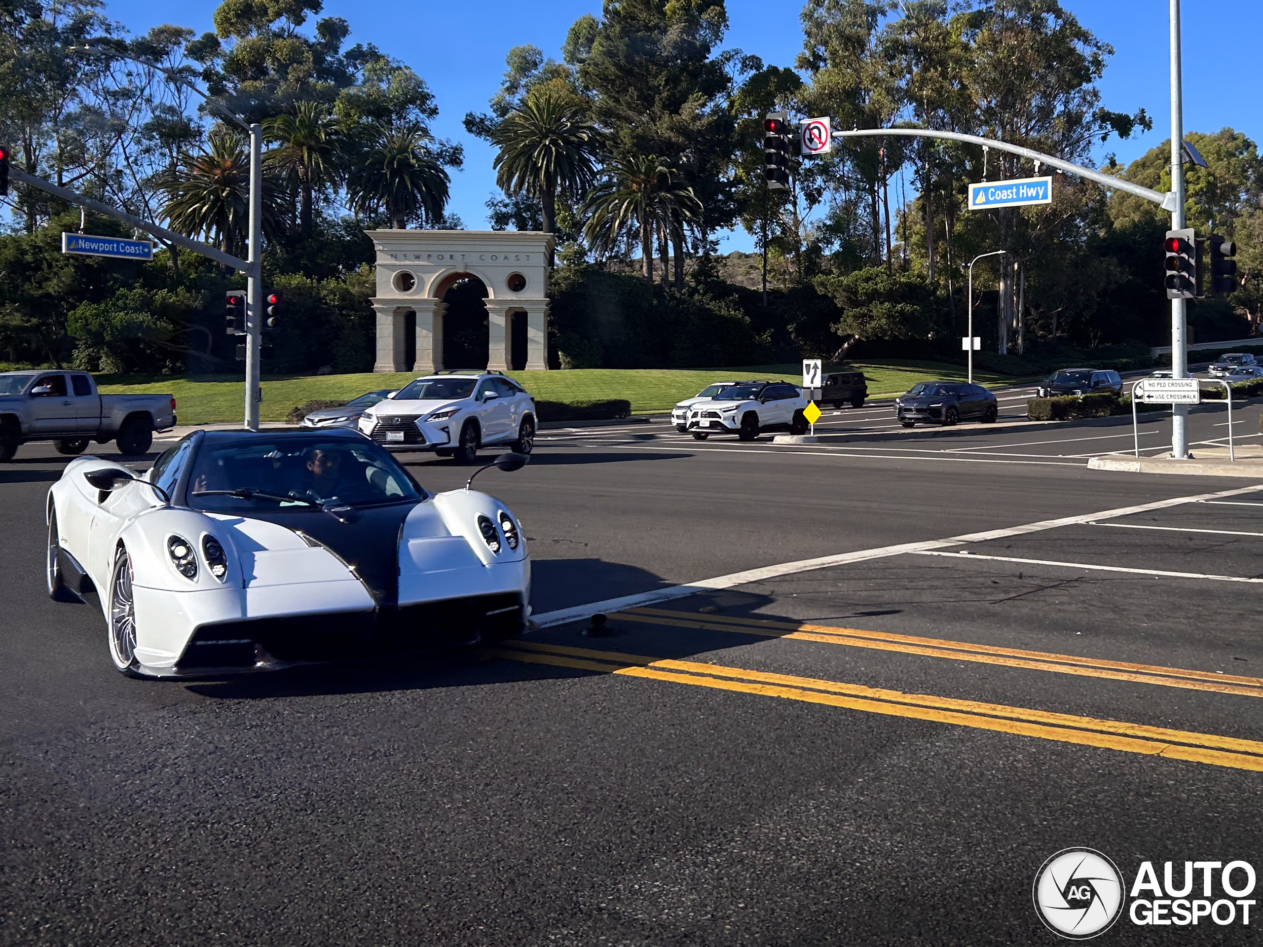 Pagani Huayra Roadster