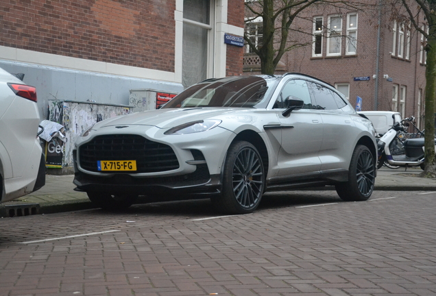 Aston Martin DBX707