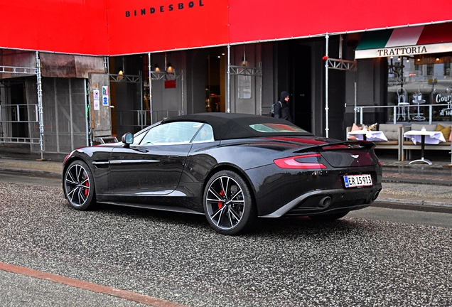 Aston Martin Vanquish Volante